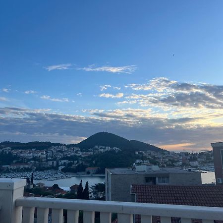 Apartment Violeta 2 With Parking Dubrovnik Exterior photo