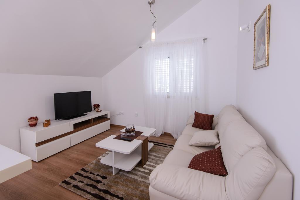 Apartment Violeta 2 With Parking Dubrovnik Room photo